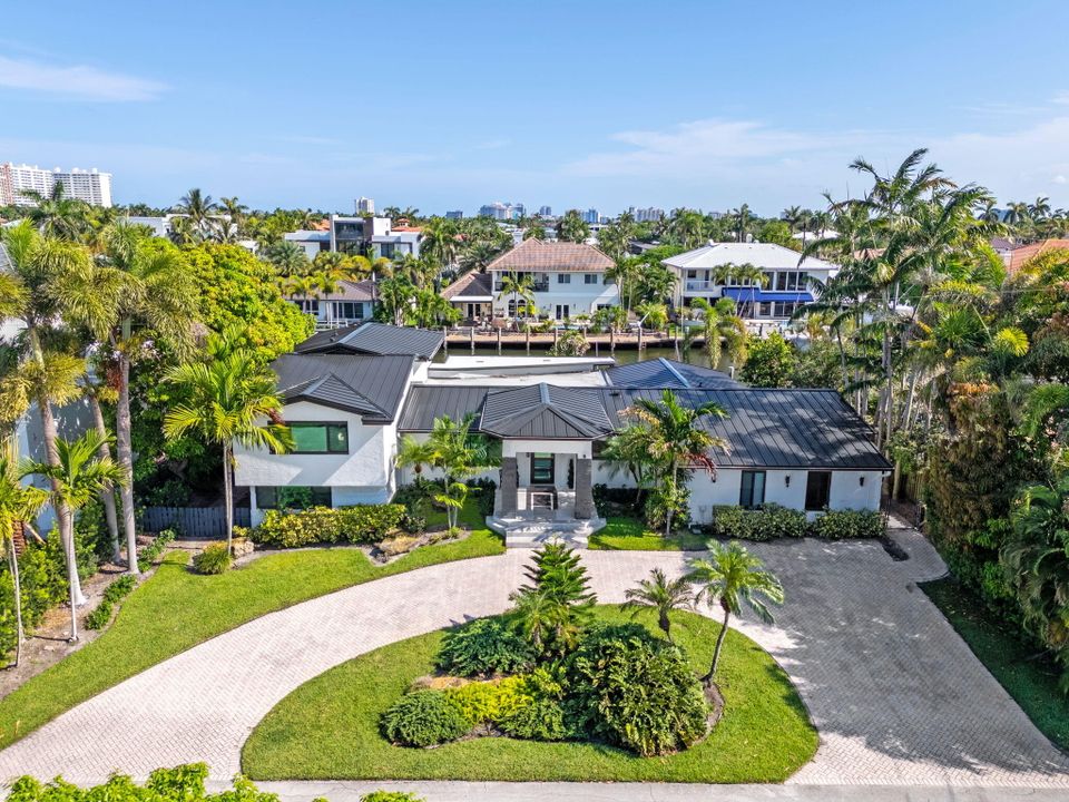 En Venta: $3,900,000 (5 camas, 4 baños, 3142 Pies cuadrados)