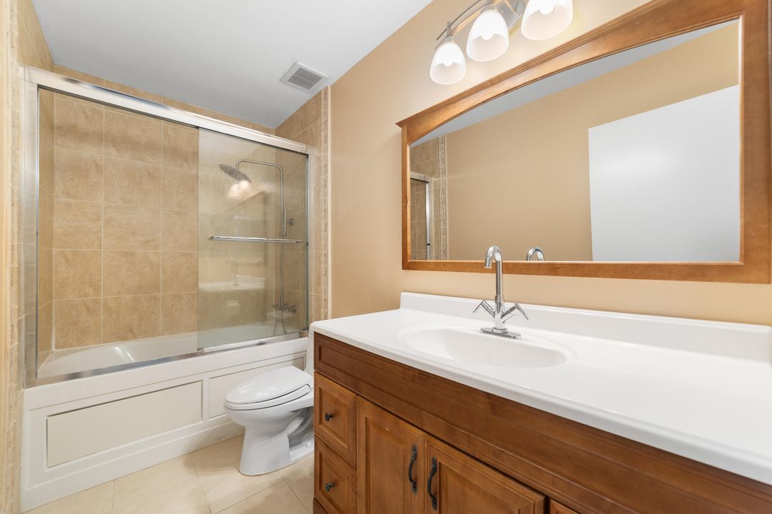 Activo con contrato: $624,900 (3 camas, 2 baños, 2036 Pies cuadrados)