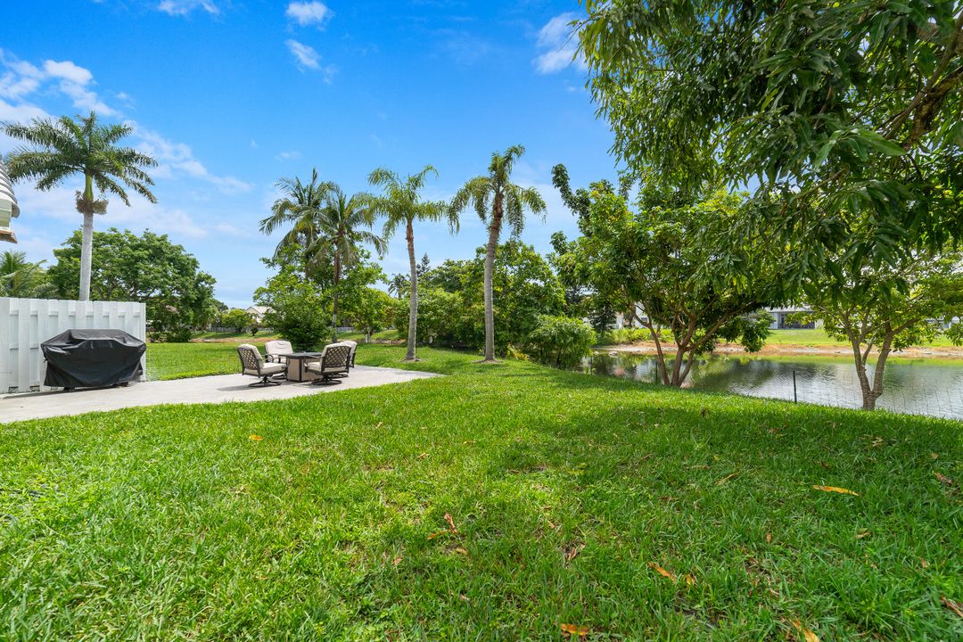 Activo con contrato: $624,900 (3 camas, 2 baños, 2036 Pies cuadrados)