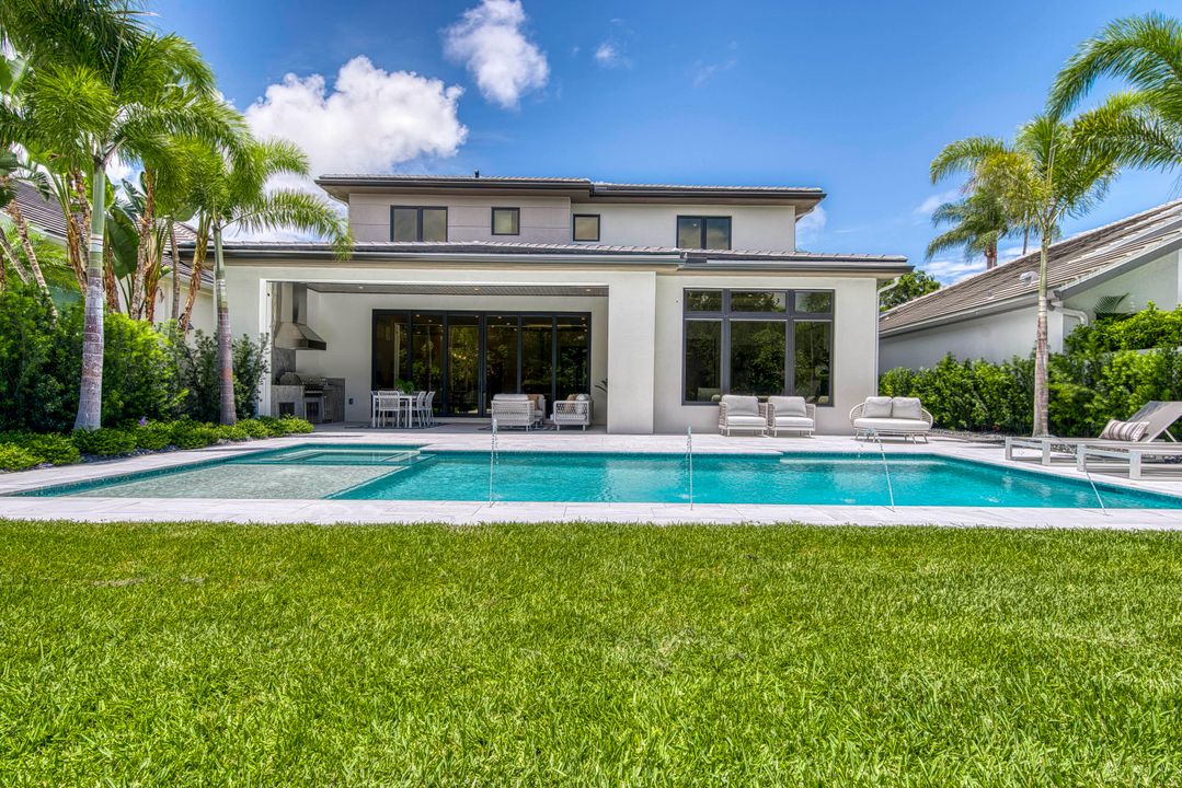 Active With Contract: $6,499,990 (5 beds, 4 baths, 4230 Square Feet)