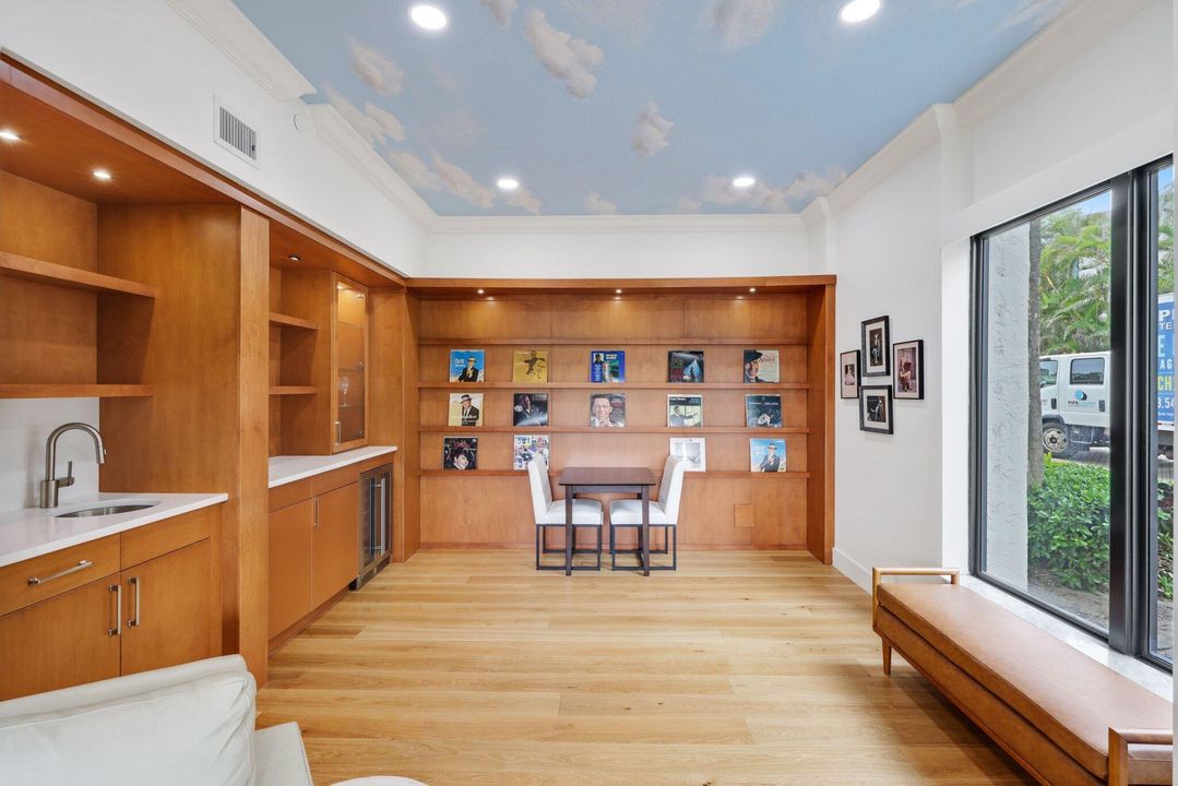 En Venta: $2,150,000 (2 camas, 2 baños, 2253 Pies cuadrados)