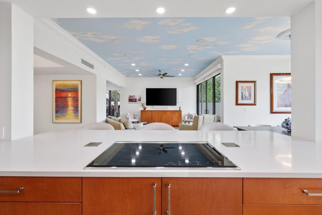 En Venta: $2,150,000 (2 camas, 2 baños, 2253 Pies cuadrados)