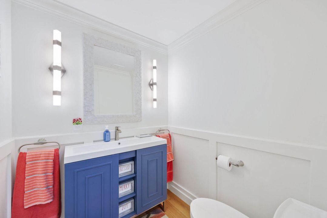 En Venta: $2,150,000 (2 camas, 2 baños, 2253 Pies cuadrados)