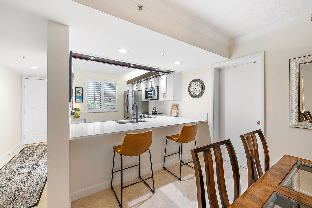 En Venta: $585,000 (2 camas, 2 baños, 1385 Pies cuadrados)