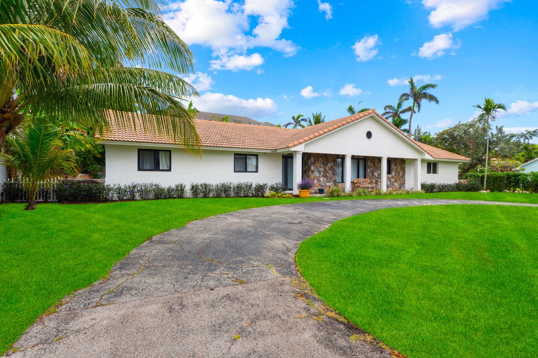 Recientemente alquilado: $16,500 (3 camas, 4 baños, 2180 Pies cuadrados)