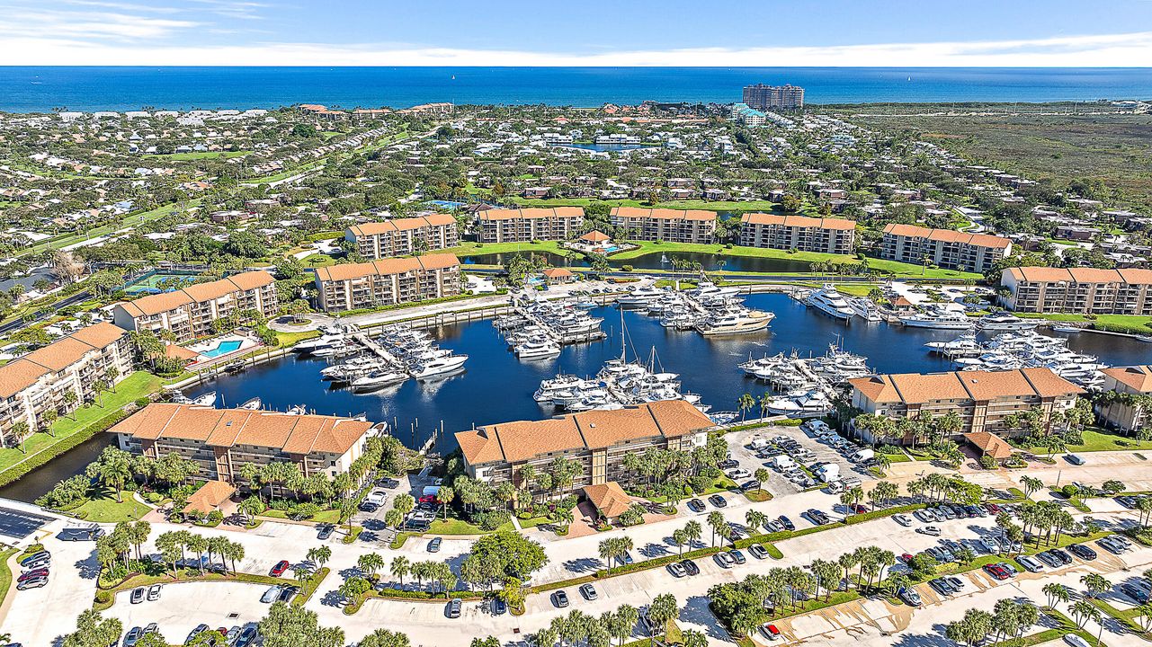 En Venta: $585,000 (2 camas, 2 baños, 1385 Pies cuadrados)