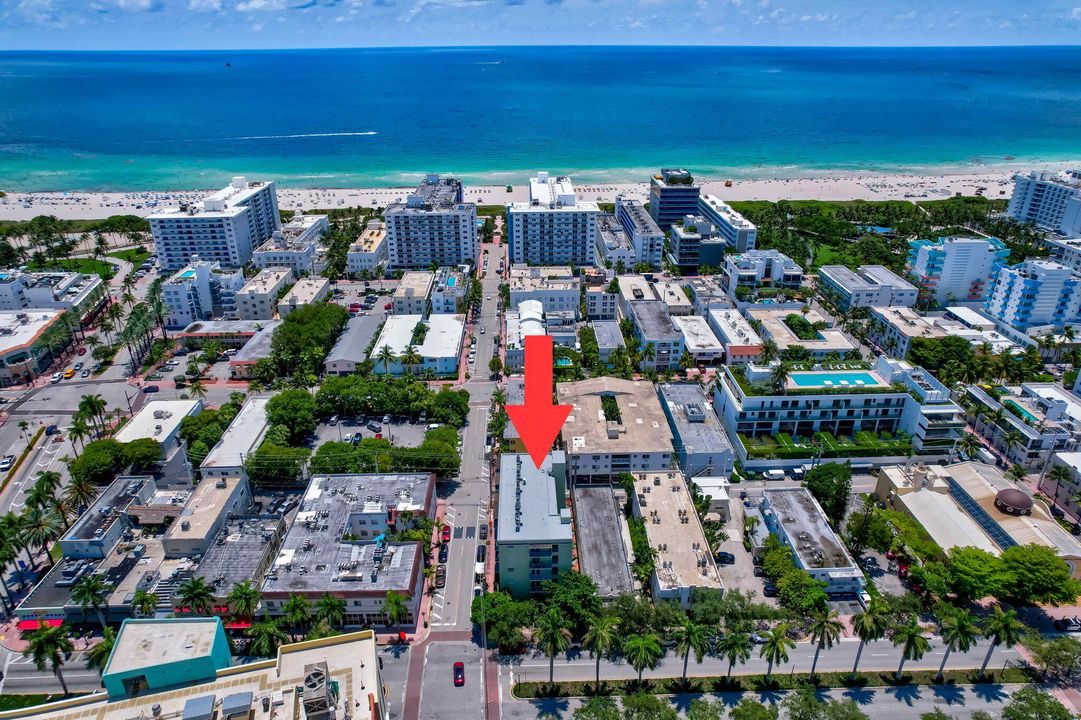 For Sale: $465,000 (1 beds, 1 baths, 590 Square Feet)