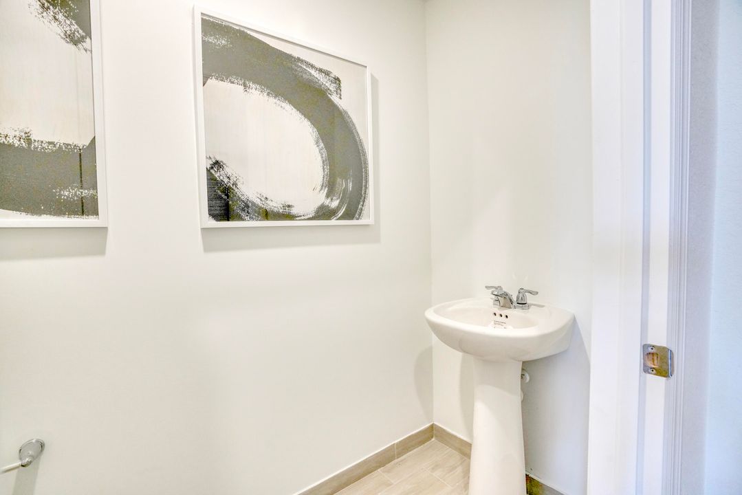 En Venta: $505,000 (4 camas, 2 baños, 1851 Pies cuadrados)