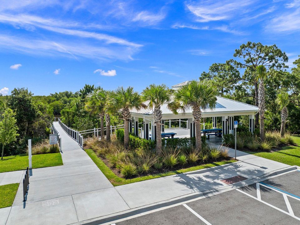 En Venta: $1,139,000 (4 camas, 3 baños, 3291 Pies cuadrados)