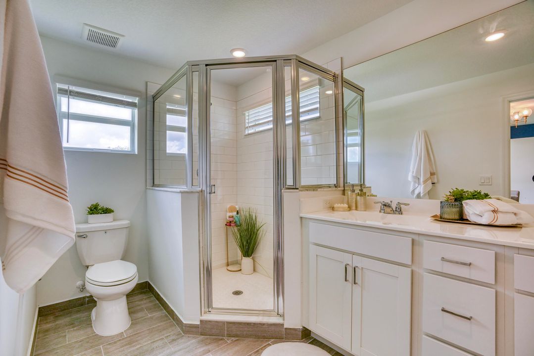 待售: $515,000 (4 贝兹, 2 浴室, 1750 平方英尺)