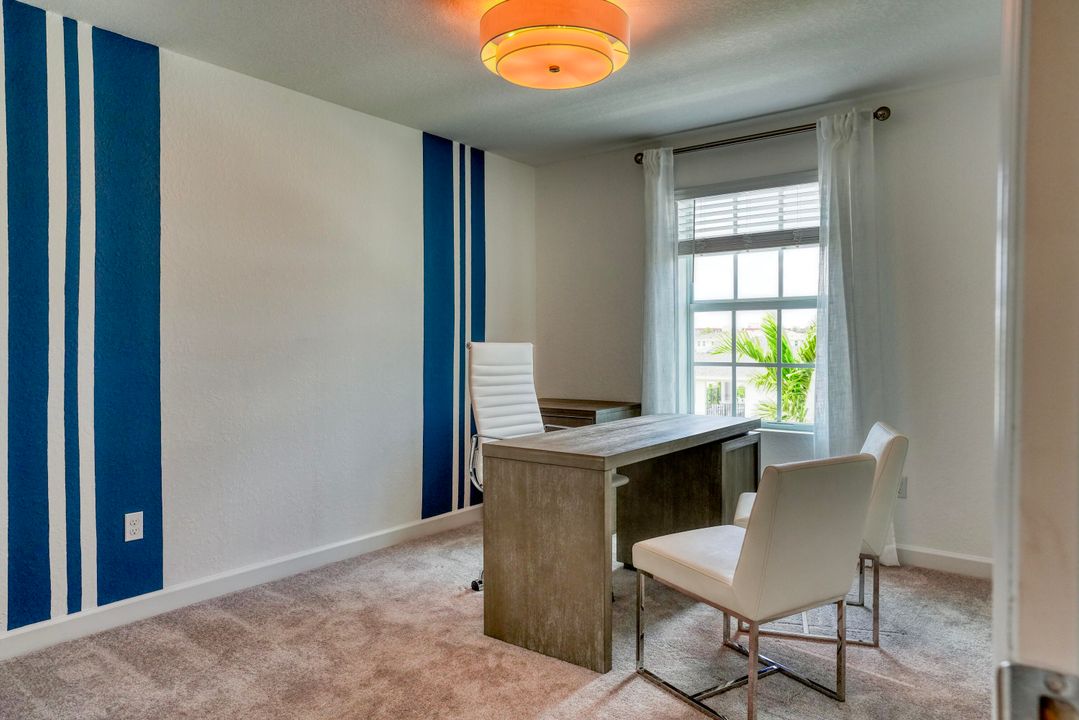 待售: $515,000 (4 贝兹, 2 浴室, 1750 平方英尺)