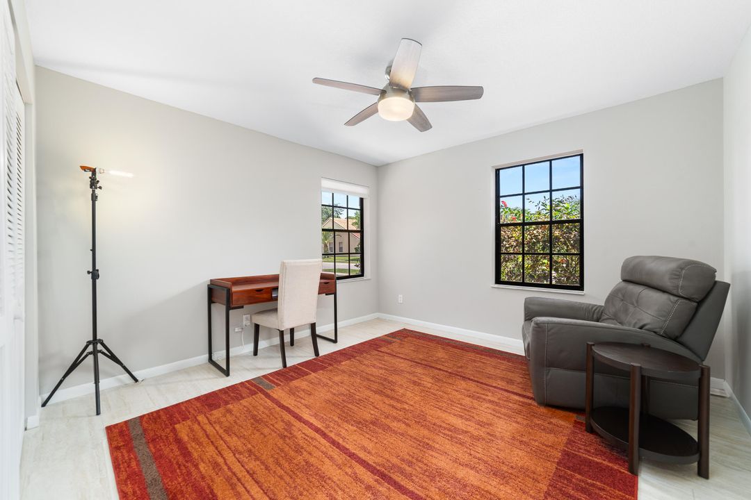 合同活跃: $830,000 (4 贝兹, 2 浴室, 2482 平方英尺)