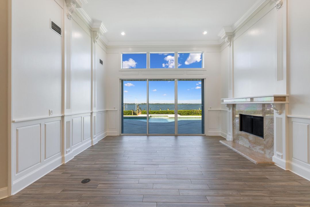 На продажу: $3,995,000 (4 спален, 4 ванн, 3715 Квадратных фут)