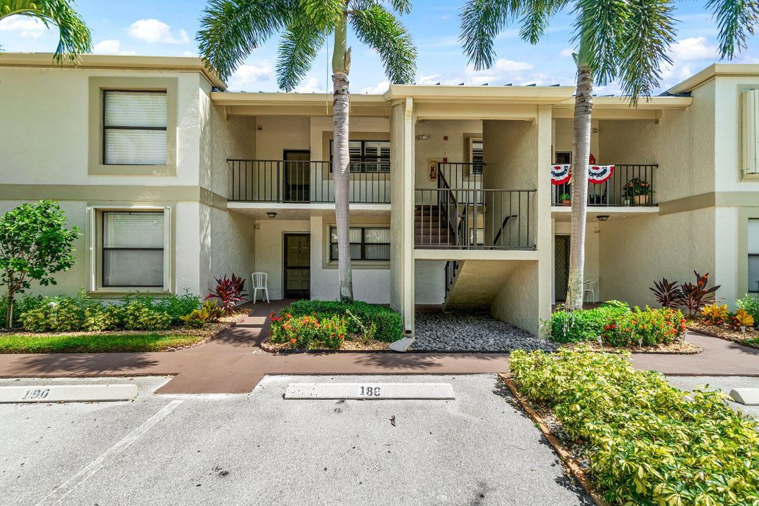 En Venta: $419,900 (2 camas, 2 baños, 1300 Pies cuadrados)