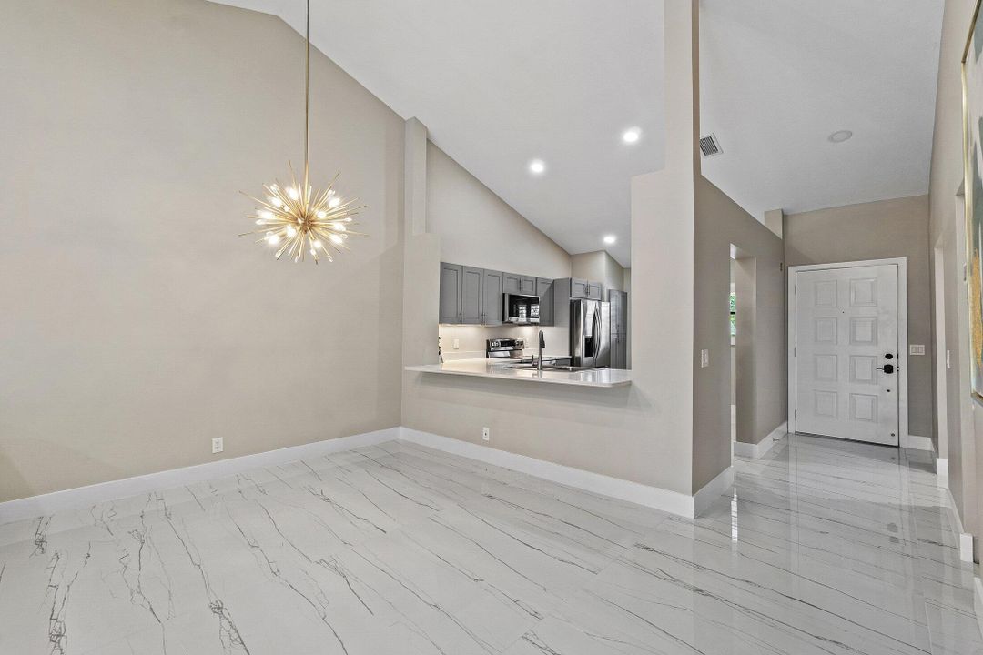 En Venta: $419,900 (2 camas, 2 baños, 1300 Pies cuadrados)