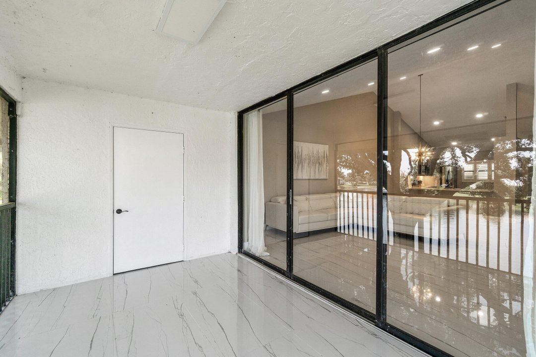 En Venta: $419,900 (2 camas, 2 baños, 1300 Pies cuadrados)