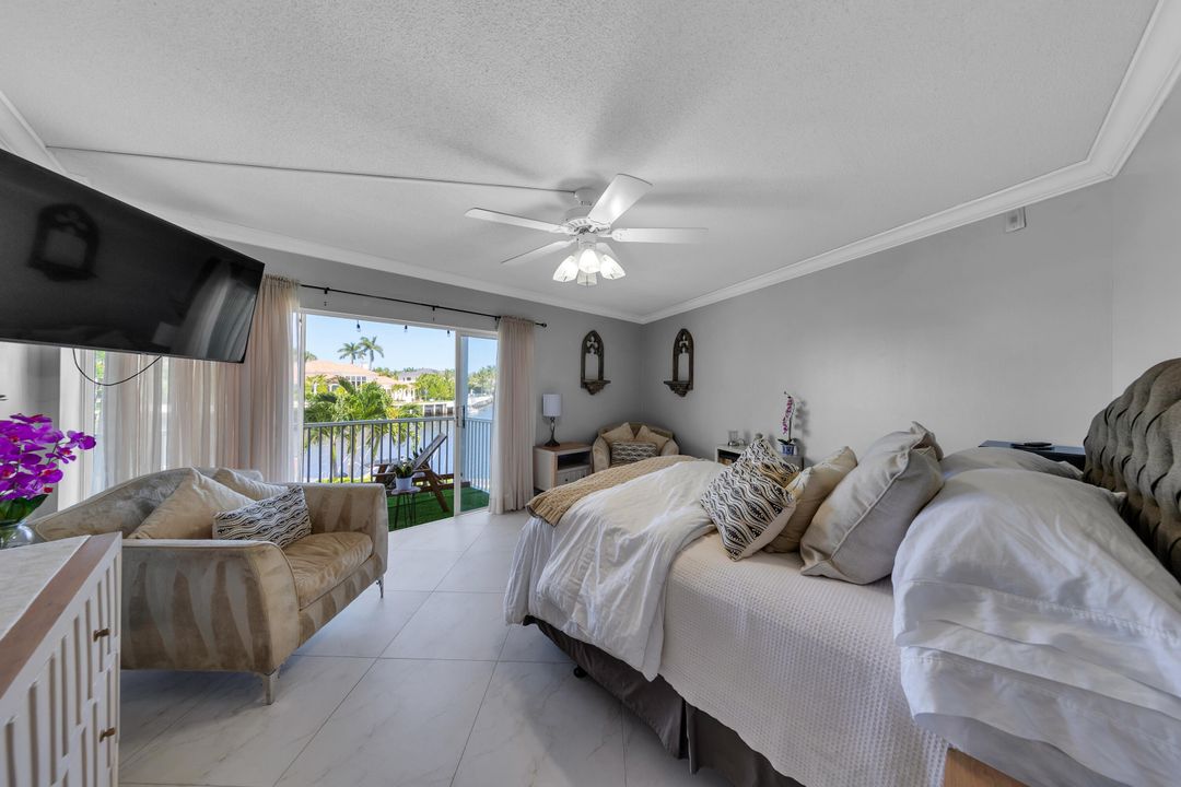 合同活跃: $2,800 (2 贝兹, 2 浴室, 1218 平方英尺)