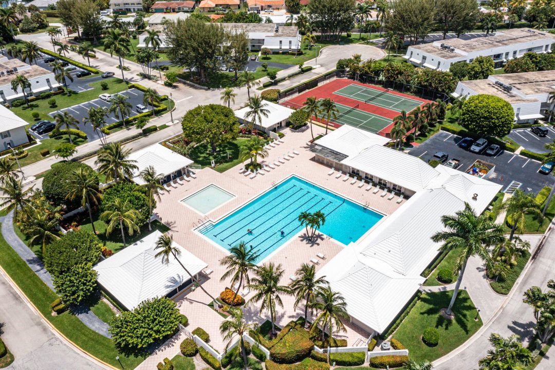 Active With Contract: $3,500 (1 beds, 1 baths, 1058 Square Feet)