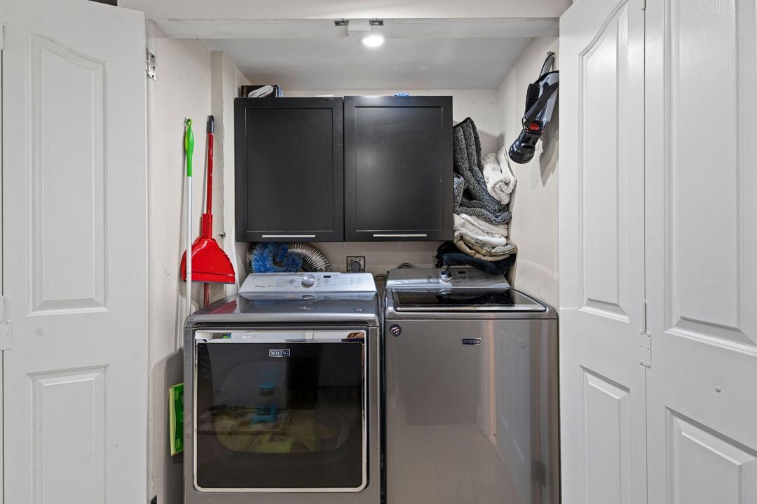 待售: $389,999 (3 贝兹, 2 浴室, 1282 平方英尺)