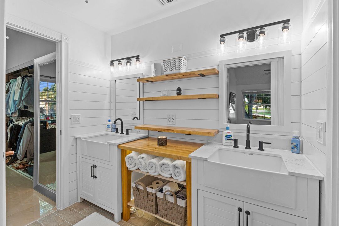 待售: $389,999 (3 贝兹, 2 浴室, 1282 平方英尺)