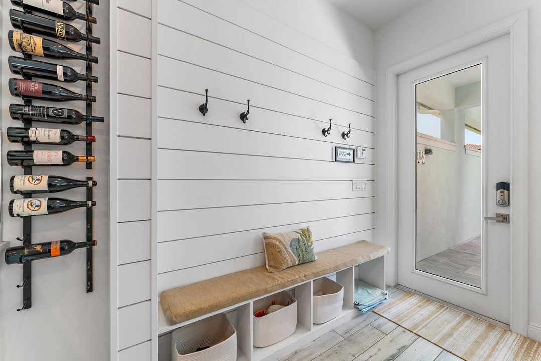 En Venta: $1,599,900 (3 camas, 3 baños, 2890 Pies cuadrados)