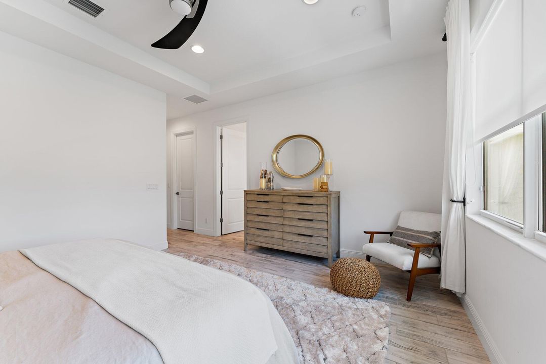 En Venta: $1,599,900 (3 camas, 3 baños, 2890 Pies cuadrados)