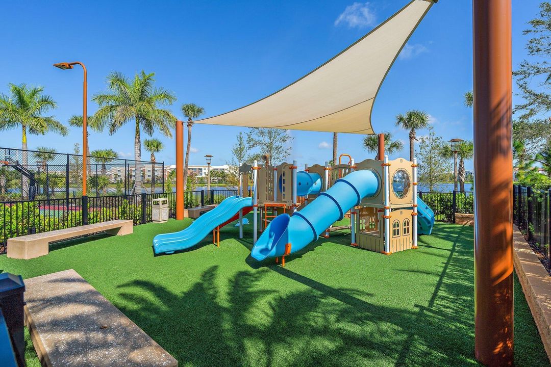 En Venta: $1,599,900 (3 camas, 3 baños, 2890 Pies cuadrados)