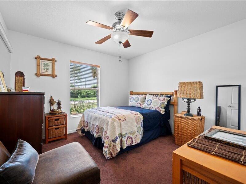 待售: $330,000 (3 贝兹, 2 浴室, 1058 平方英尺)