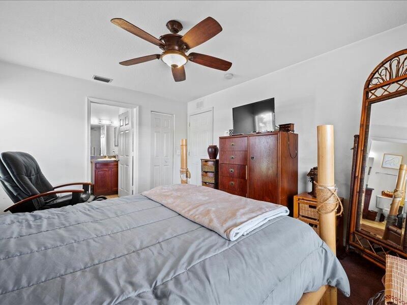 待售: $330,000 (3 贝兹, 2 浴室, 1058 平方英尺)