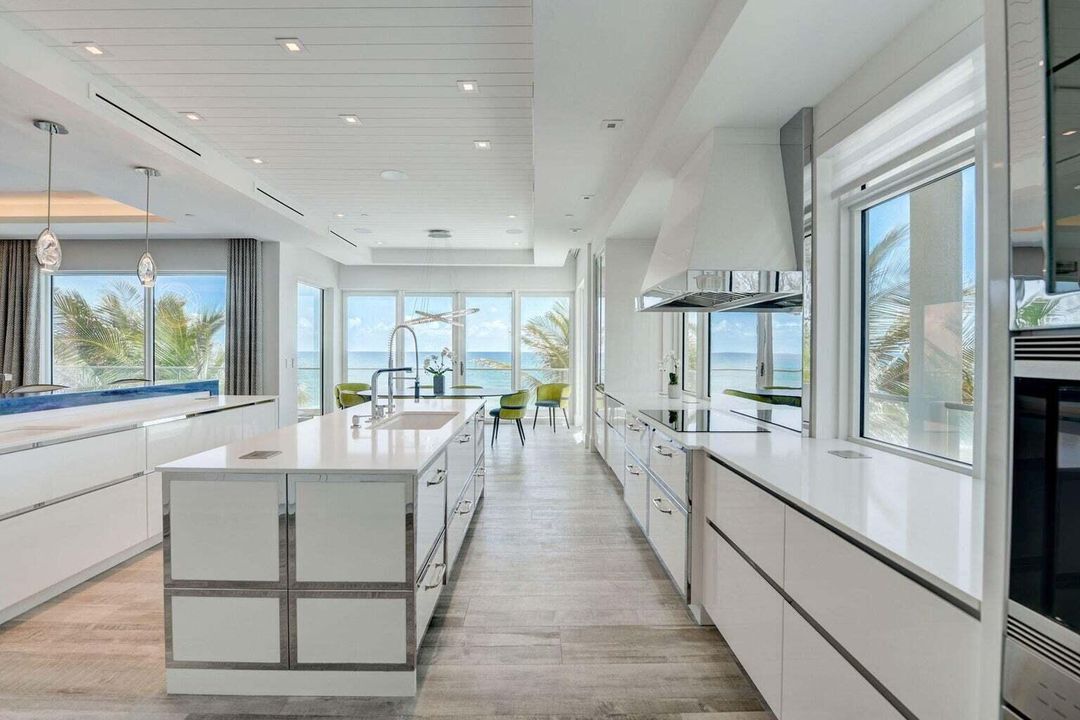 En Venta: $12,950,000 (4 camas, 4 baños, 5179 Pies cuadrados)