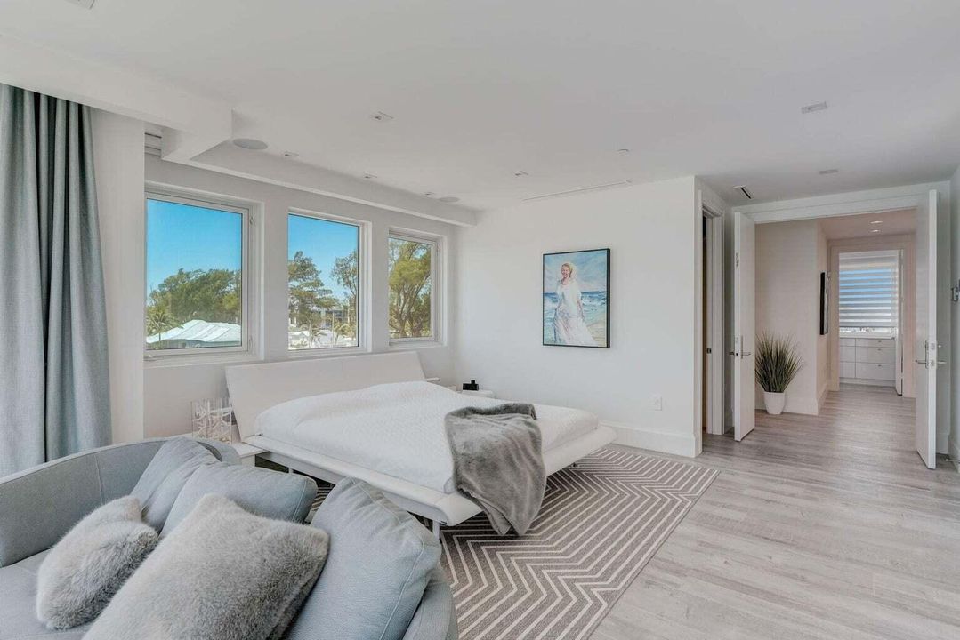 En Venta: $12,950,000 (4 camas, 4 baños, 5179 Pies cuadrados)