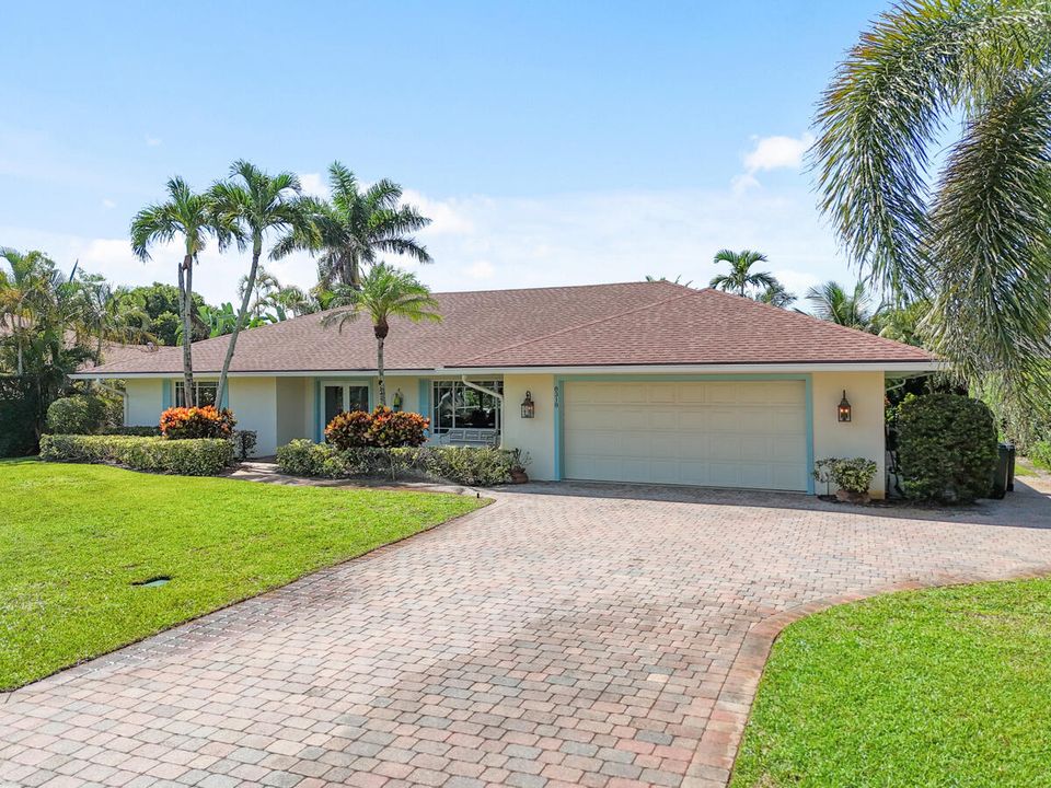 На продажу: $1,829,000 (4 спален, 2 ванн, 1929 Квадратных фут)