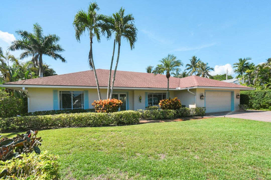 На продажу: $1,829,000 (4 спален, 2 ванн, 1929 Квадратных фут)