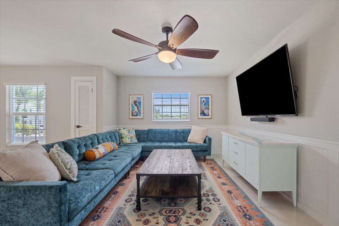 Active With Contract: $499,000 (2 beds, 2 baths, 1542 Square Feet)