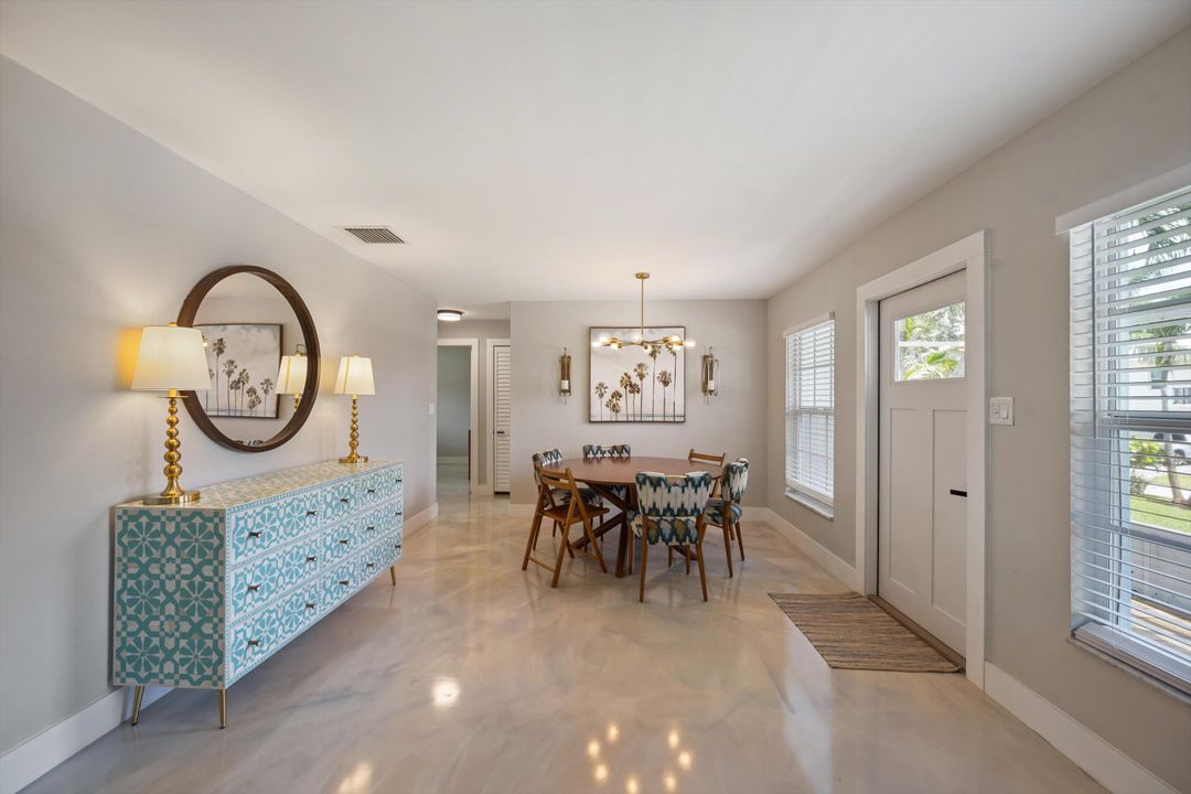 Active With Contract: $499,000 (2 beds, 2 baths, 1542 Square Feet)