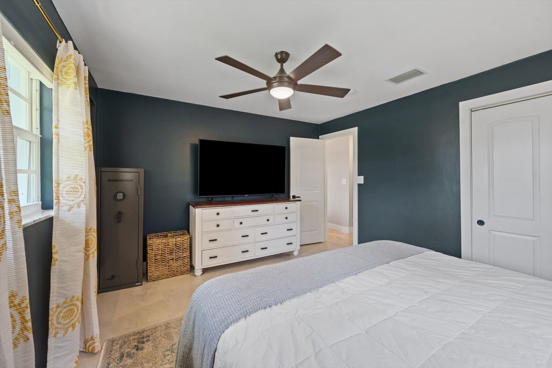Active With Contract: $499,000 (2 beds, 2 baths, 1542 Square Feet)