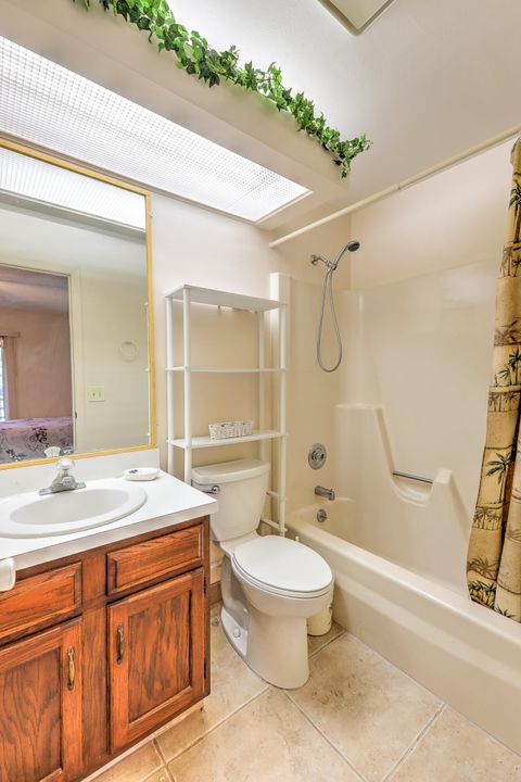 待售: $100,000 (1 贝兹, 1 浴室, 851 平方英尺)