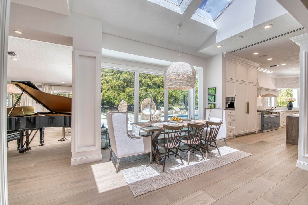 En Venta: $4,250,000 (6 camas, 6 baños, 5560 Pies cuadrados)