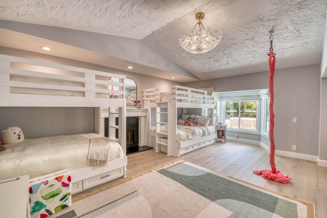 En Venta: $4,250,000 (6 camas, 6 baños, 5560 Pies cuadrados)