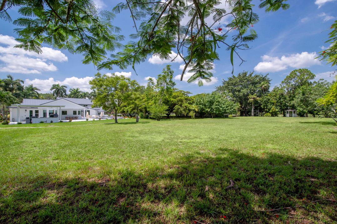 En Venta: $4,250,000 (6 camas, 6 baños, 5560 Pies cuadrados)