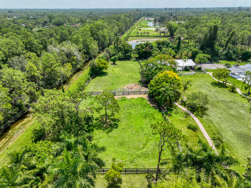 En Venta: $4,250,000 (6 camas, 6 baños, 5560 Pies cuadrados)