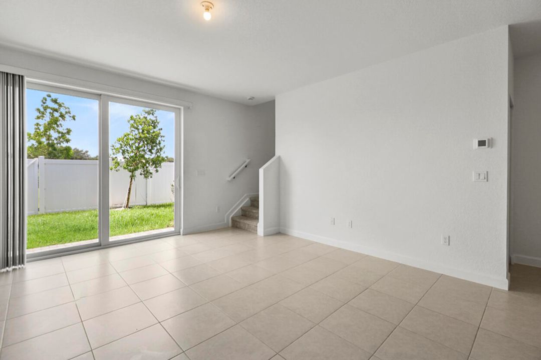 待售: $349,900 (3 贝兹, 2 浴室, 1632 平方英尺)