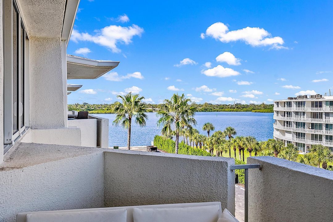 В аренду: $10,250 (2 спален, 2 ванн, 1457 Квадратных фут)