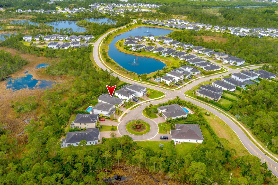 合同活跃: $759,000 (3 贝兹, 3 浴室, 2193 平方英尺)