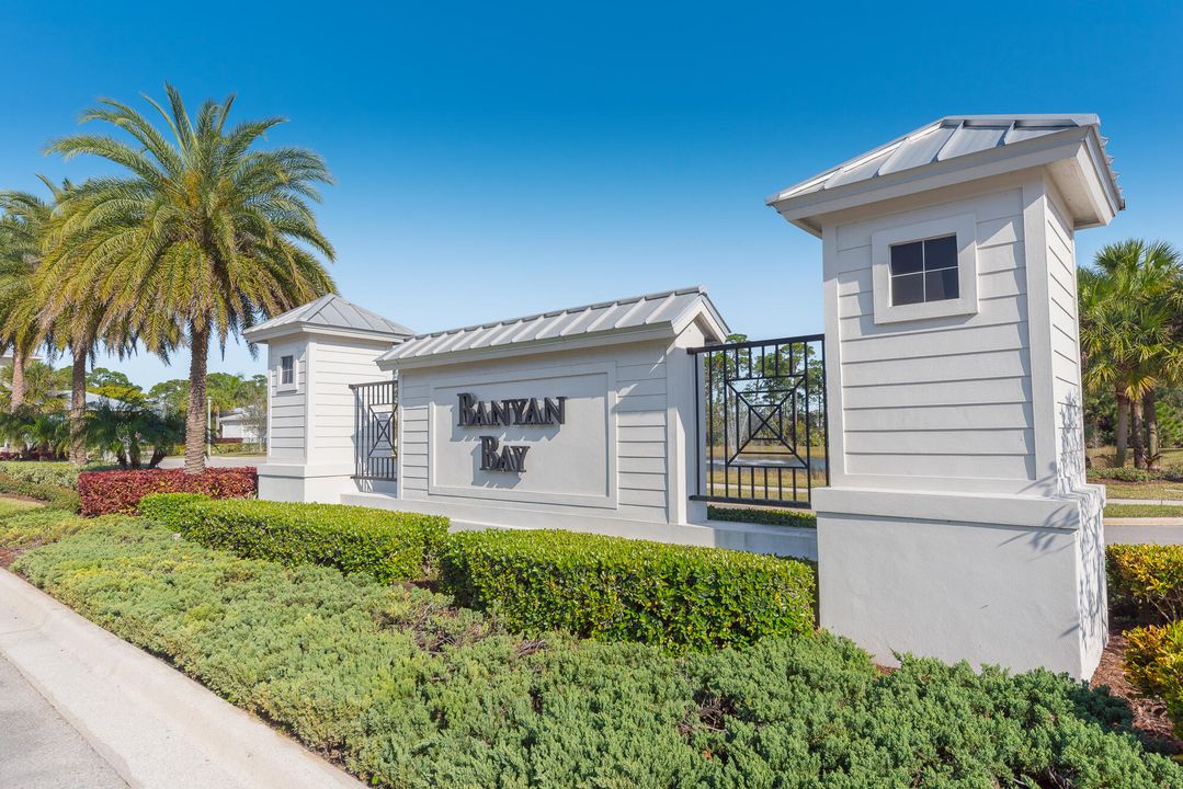 合同活跃: $759,000 (3 贝兹, 3 浴室, 2193 平方英尺)