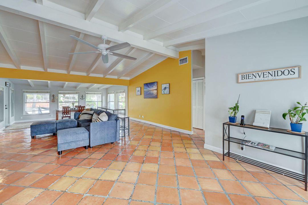 En Venta: $755,000 (3 camas, 2 baños, 1509 Pies cuadrados)