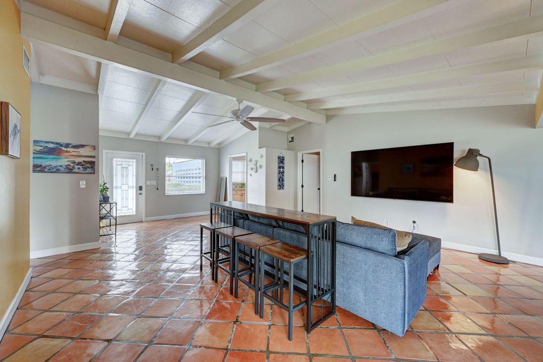 En Venta: $755,000 (3 camas, 2 baños, 1509 Pies cuadrados)