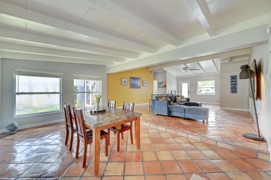 En Venta: $755,000 (3 camas, 2 baños, 1509 Pies cuadrados)