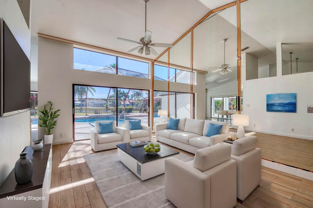 En Venta: $995,000 (4 camas, 2 baños, 2859 Pies cuadrados)