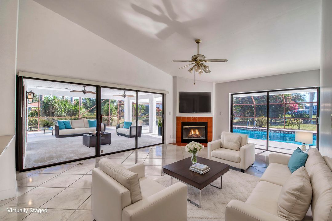 En Venta: $995,000 (4 camas, 2 baños, 2859 Pies cuadrados)